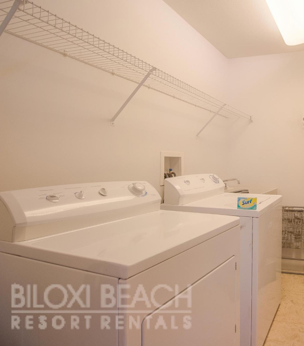 Sea Breeze 712 - Three Bedroom Apartment Main image